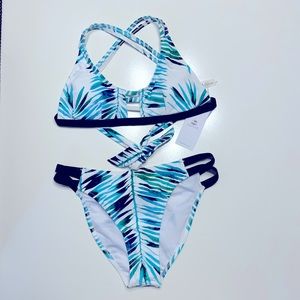 Small Cupshe Tropical Bikini